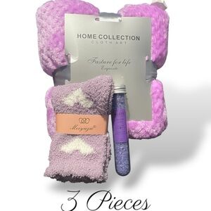Spa Set: Blanket~Socks~Lavender Epsom Salts